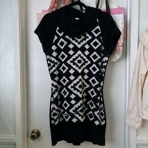 chic black knitted dress